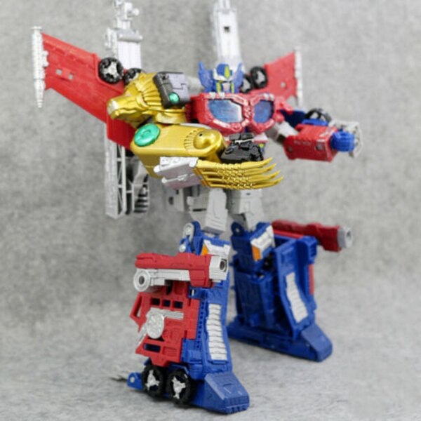 Siege Galaxy Upgrade Optimus Prime Leobreaker Kit  (9 of 14)